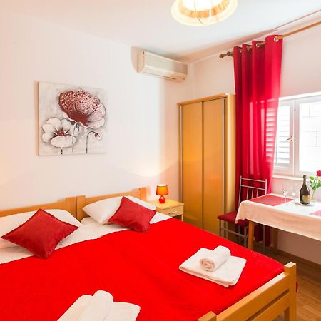 Apartments Afrodita Dubrovnik Bagian luar foto